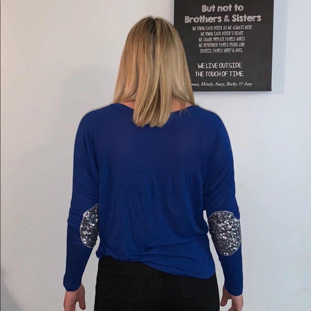 Shirt - Picture 2 of 2